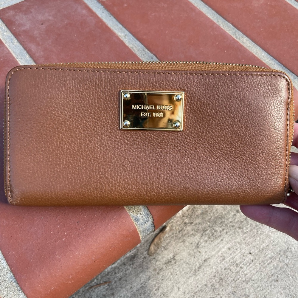 Michael Kors Tan Leather Zip Wallet